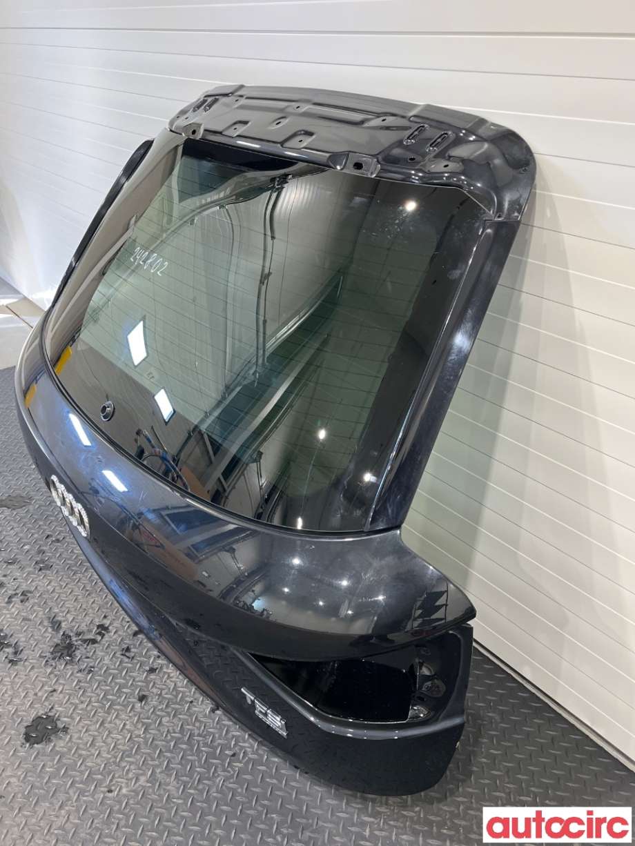 Bakluke combi til Audi Q3 2011-2014 (Type I, Fase 1)  (AUDI|8U0827025B||8U0827025)