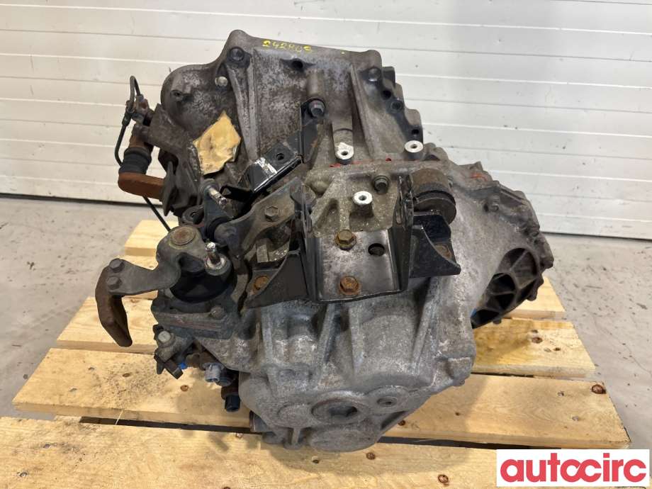 Girkasse manuell 6-trinn til Toyota Avensis 2009-2015 (Type III, Fase 1)  (TOYOTA|3030020A90|)