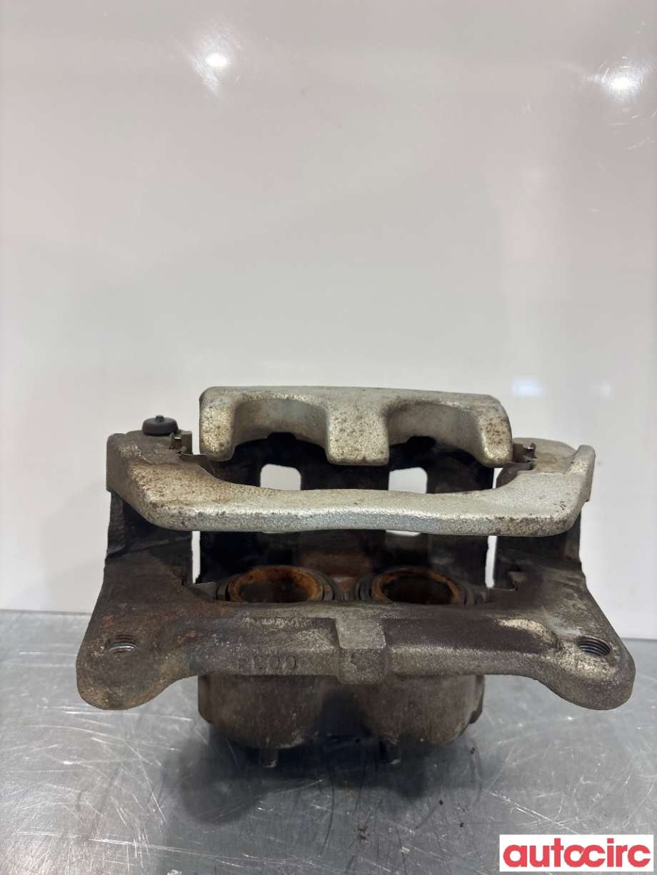 Bremsecaliper venstre foran til Mitsubishi Outlander 2015-->> (Type III, Fase 2)  (MITSUBISHI|4605B471|)