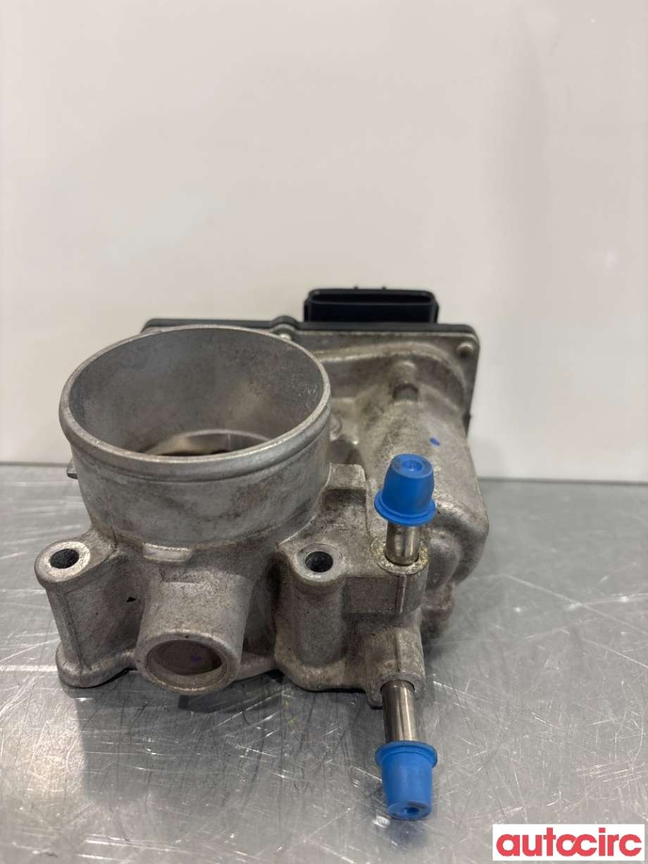 Spjeldhus til Toyota Avensis 2009-2015 (Type III, Fase 1) (TOYOTA|220300T050|22030-0T050)
