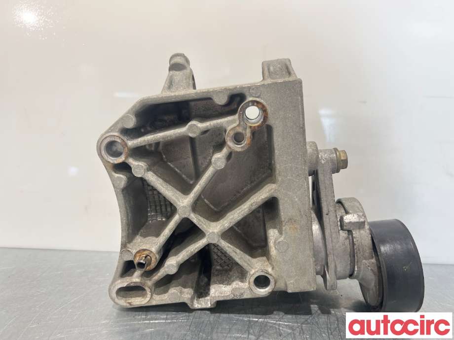 Dynamobrakett til Citroën C4 2004-2011 (Type I)  (CITROEN|5706L8||9637349381)