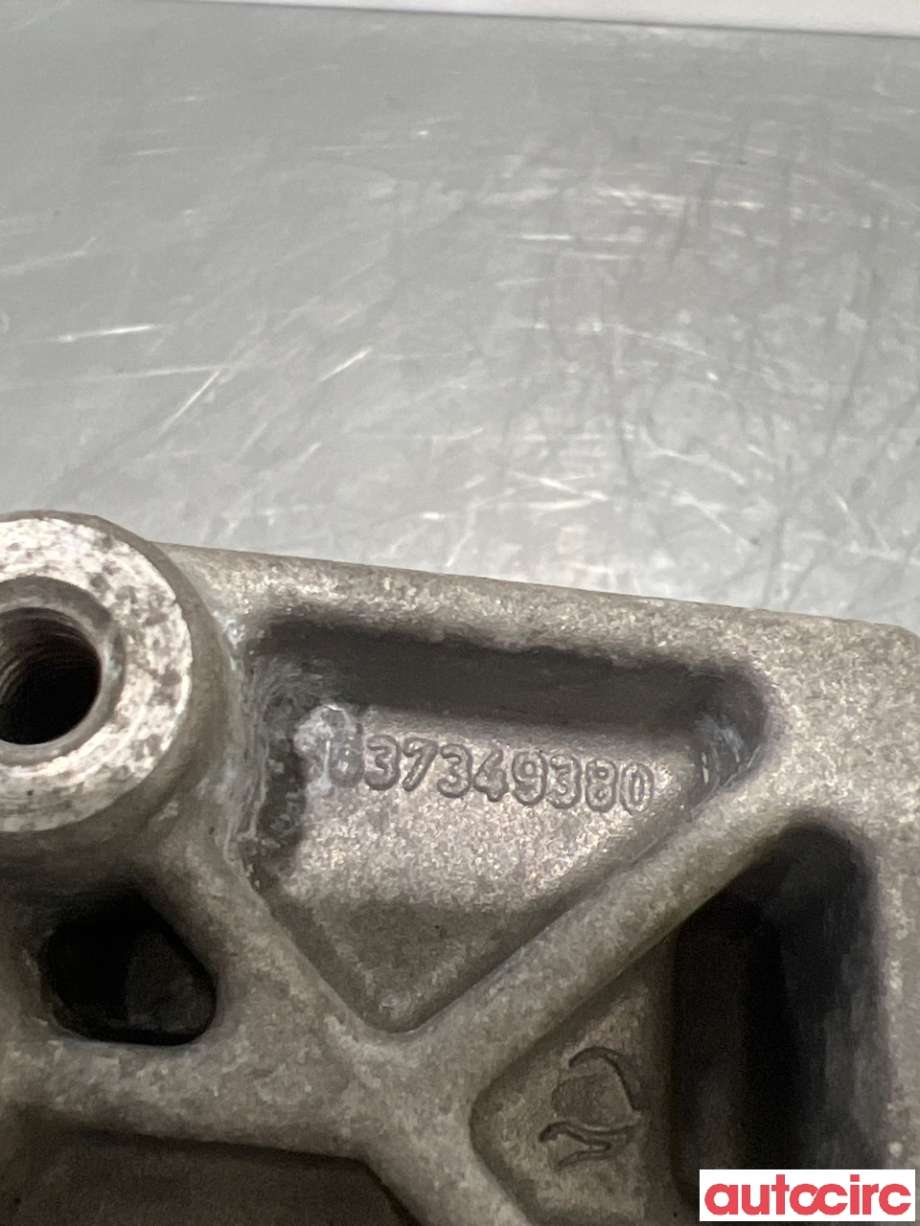 Dynamobrakett til Citroën C4 2004-2011 (Type I)  (CITROEN|5706L8||9637349381)