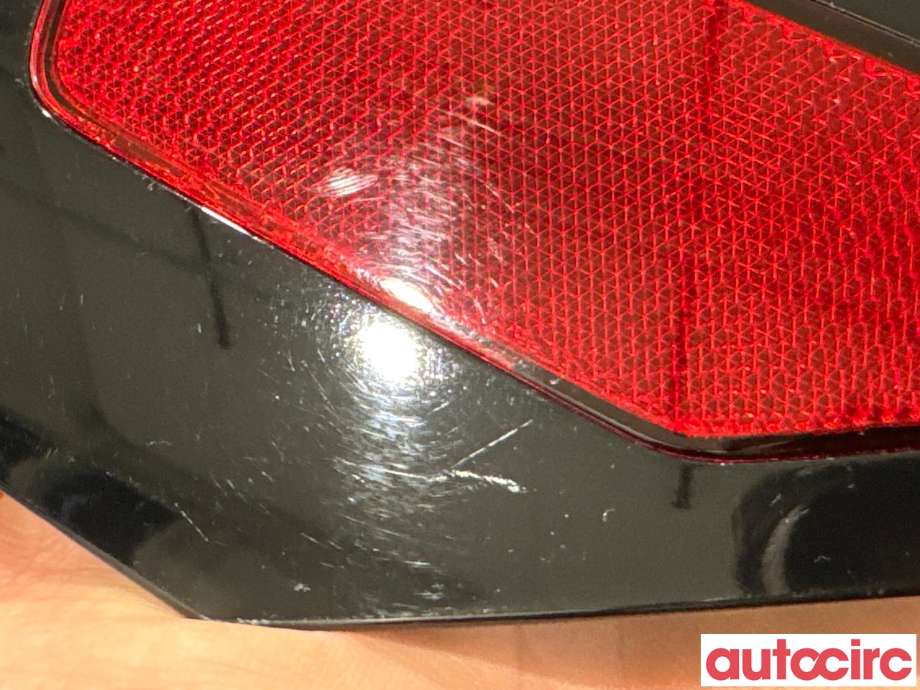 Refleksplate til Tesla Model 3 2018-2023 (Fase 1)  (TESLA|1100781-99-D|)