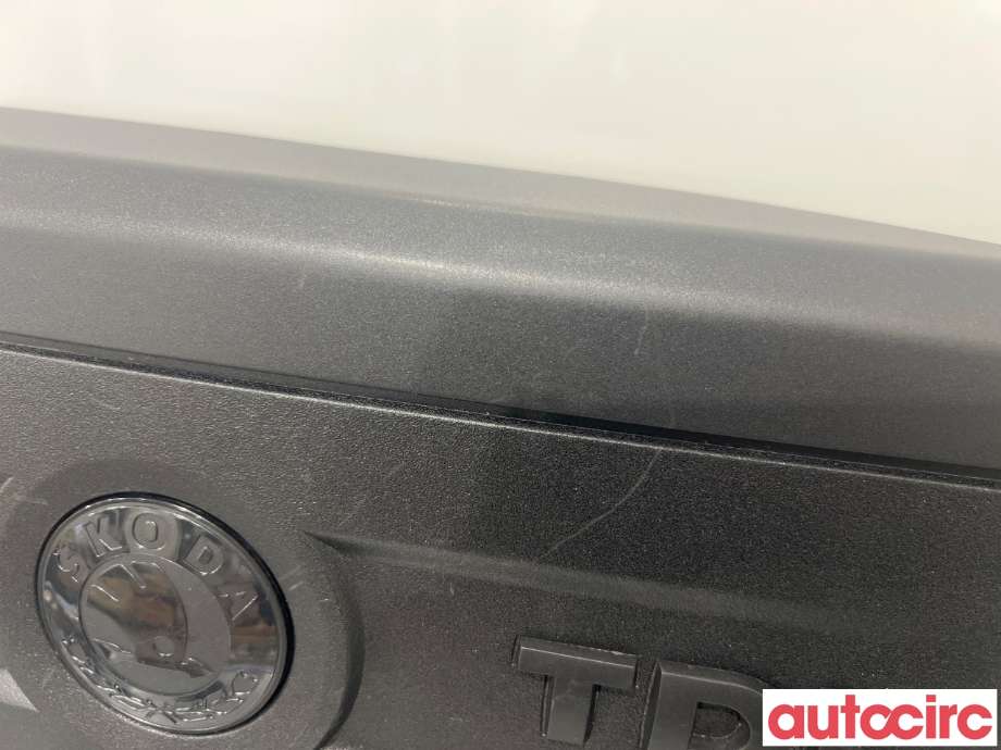 Motordeksel over motor til Škoda Yeti 2009-2013 (Fase 1)  (SKODA|03L103925AA|)