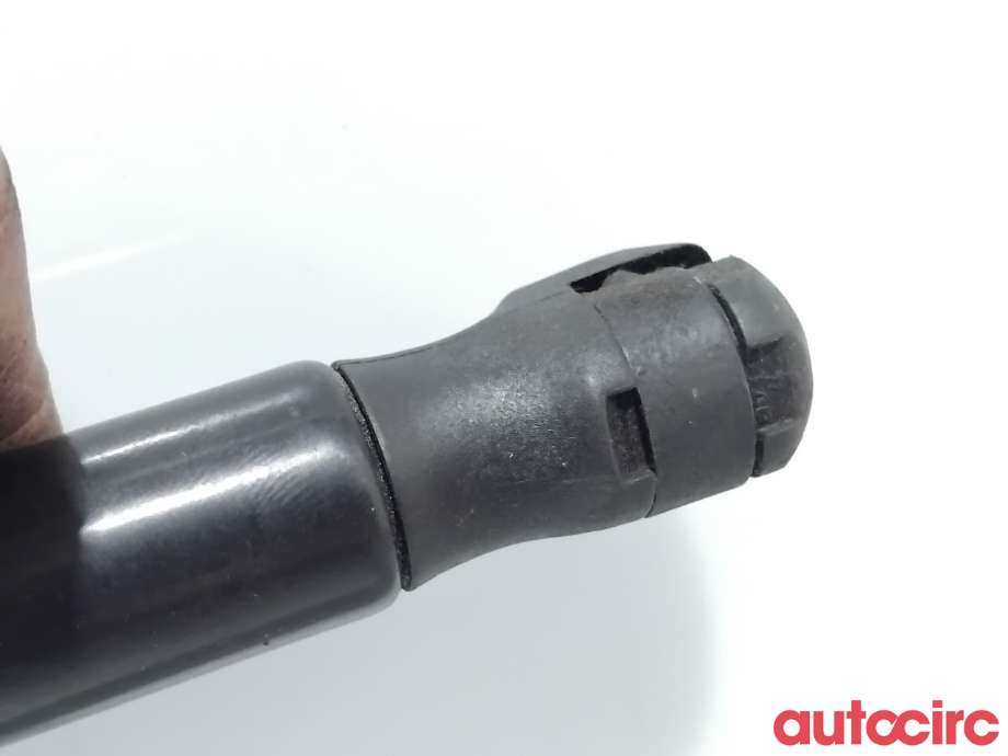 Panserdemper til Volvo V40 2012-2019 (VOLVO|31298282|)