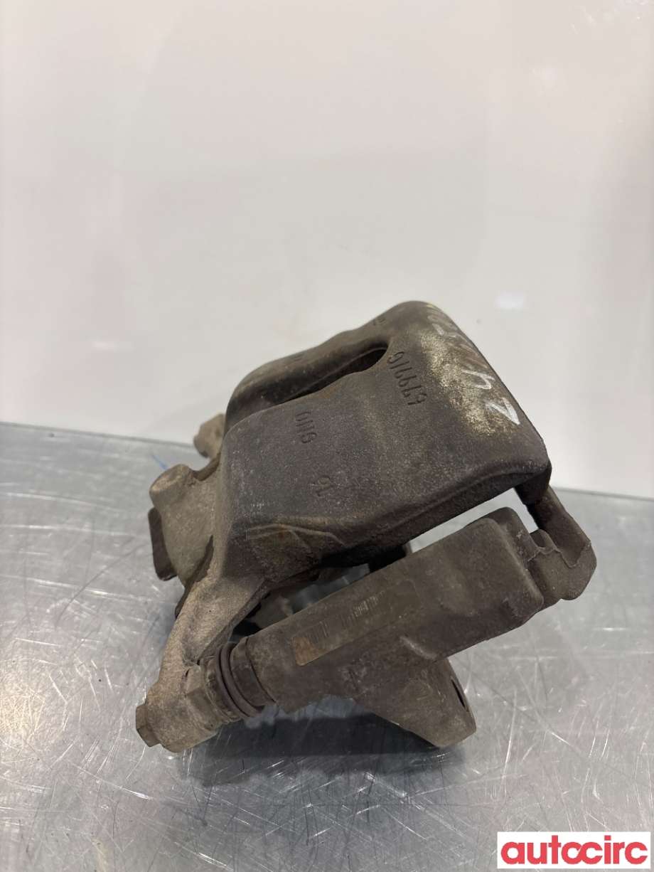 Bremsecaliper høyre foran til VW Passat 2015-2019 (Fase 1) (B8) (B8) (VOLKSWAGEN|8V0615124D|)