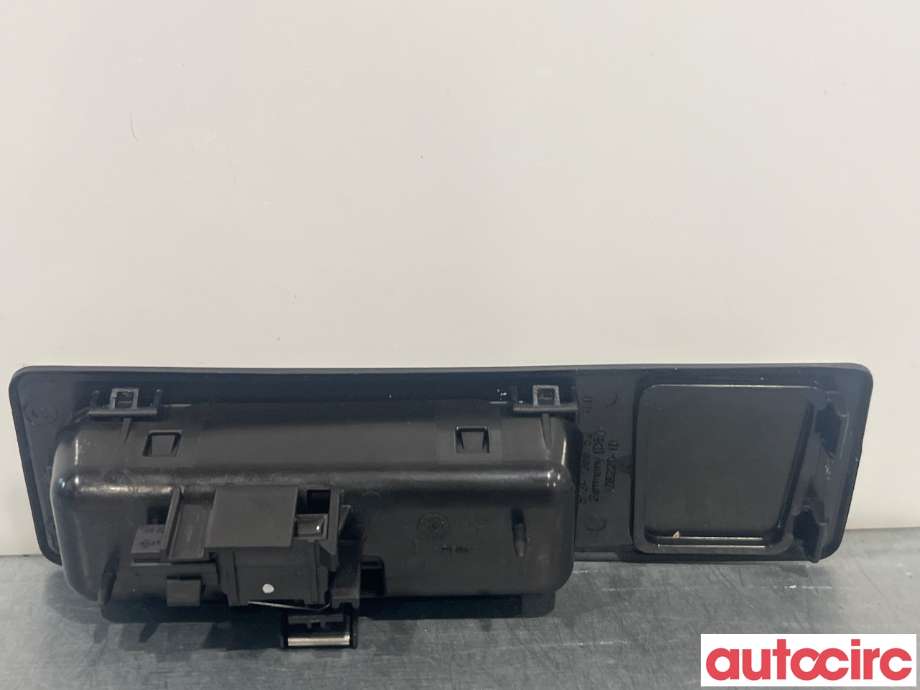 Bakluke/bakdør håndtak til BMW 3-Serie 2012-2018 (F30/F31/F34) (F30/F31/F34) (BMW|51247463161|51247368752)