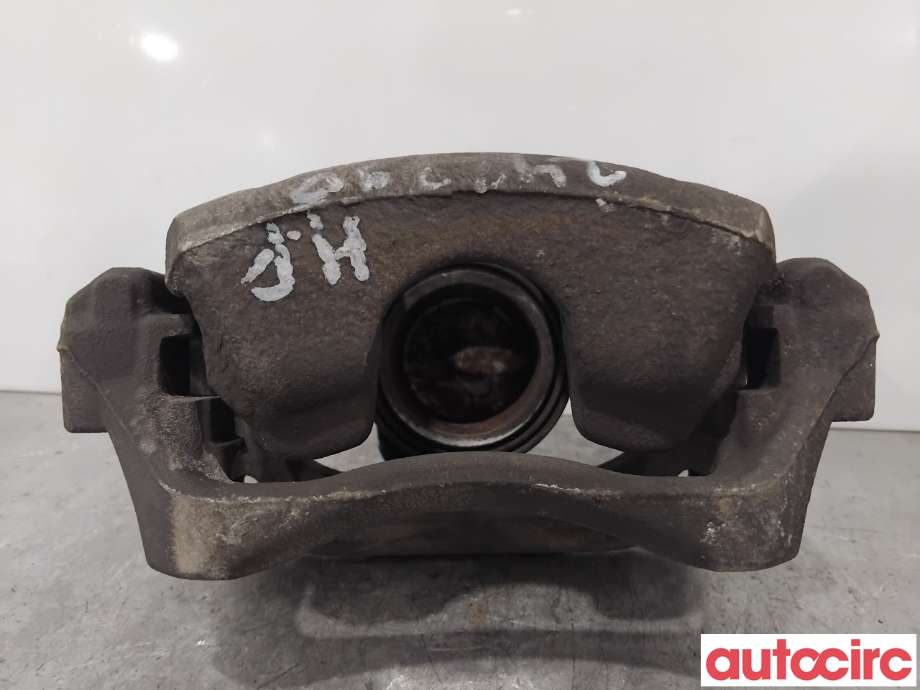 Bremsecaliper høyre foran til Mercedes GLA 2014-2020 (X156) (X156) (MERCEDES|A0004216881|)