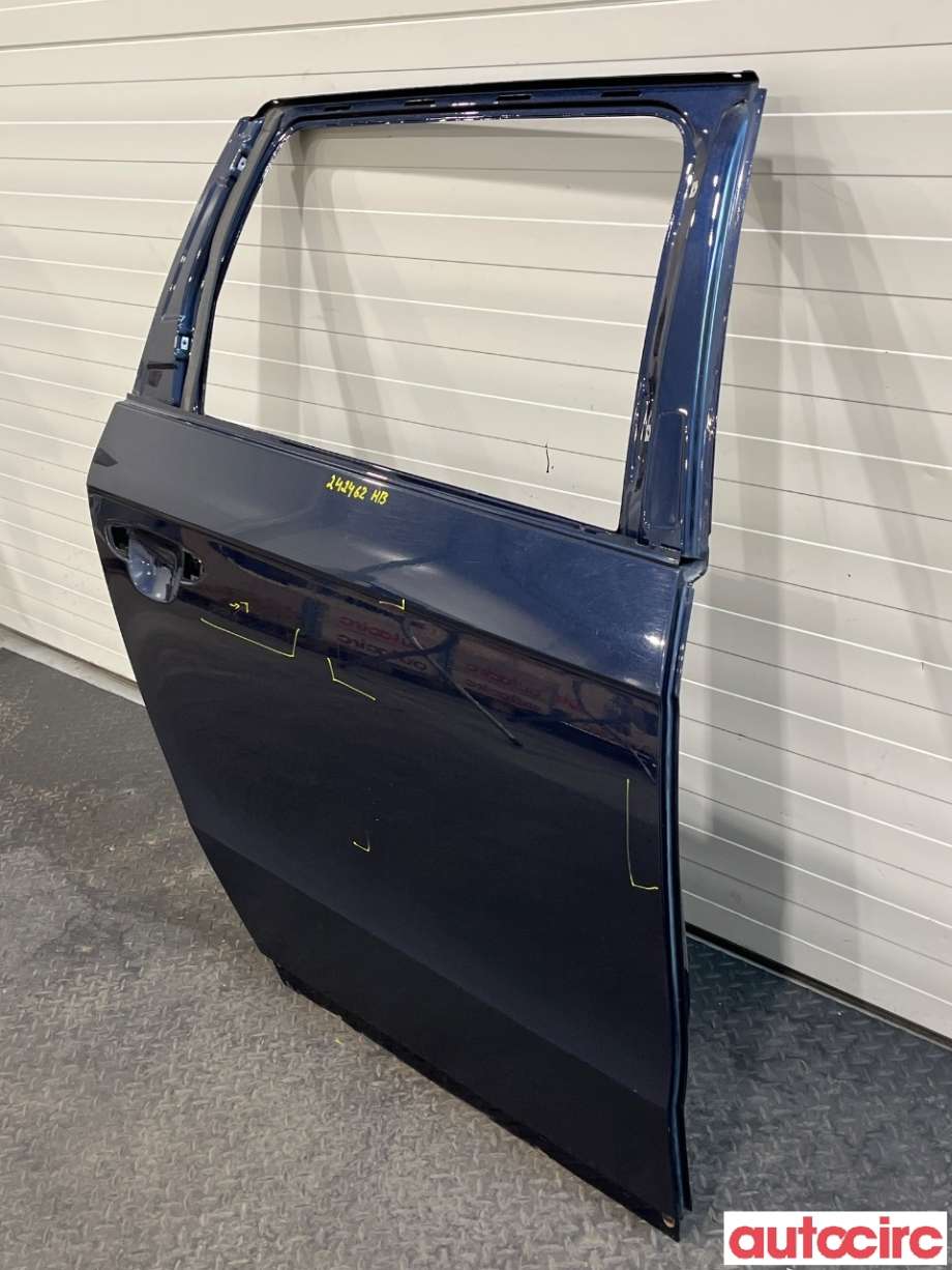 Dør høyre bak til VW Passat 2011-2015 (B7) (B7) (VOLKSWAGEN|3AF833056)