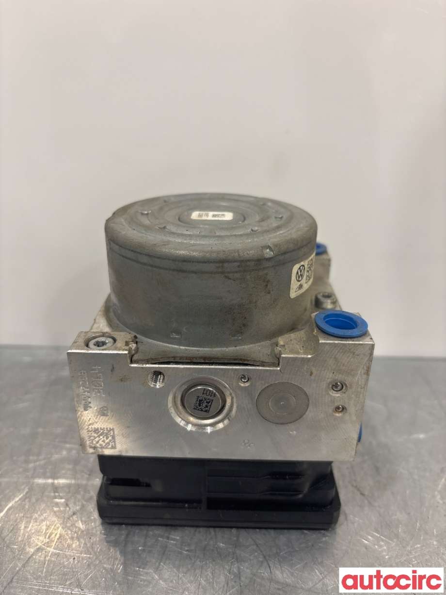 ABS sentral til VW Passat 2015-2019 (Fase 1) (B8) (B8) (VOLKSWAGEN|5Q0614517FA|)