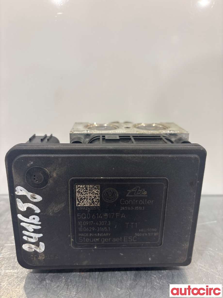 ABS sentral til VW Passat 2015-2019 (Fase 1) (B8) (B8) (VOLKSWAGEN|5Q0614517FA|)