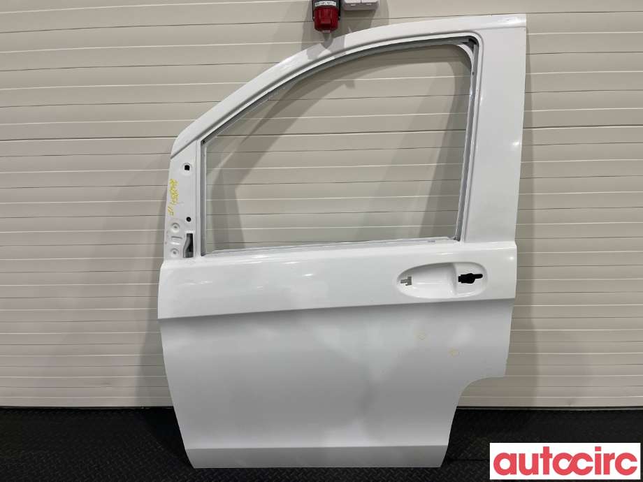 Dør venstre 2dørs til Mercedes Vito 2014-->> (W447) (W447) (MERCEDES|A4477200005|A4477206600)