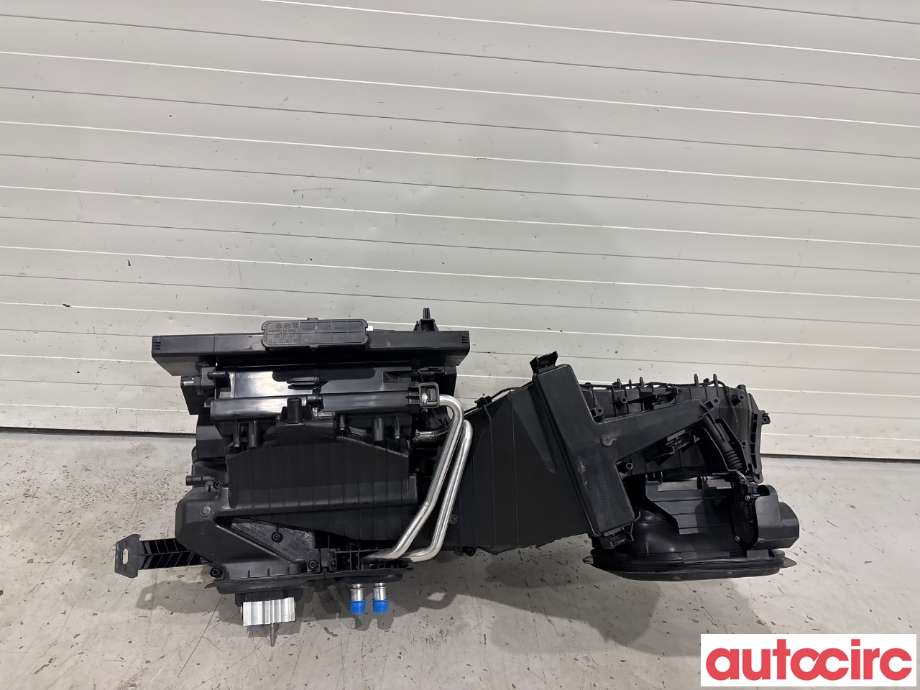 Varmeapparat til Mercedes Sprinter 2018-->> (907/910) (907/910) (MERCEDES|A0008308402|)