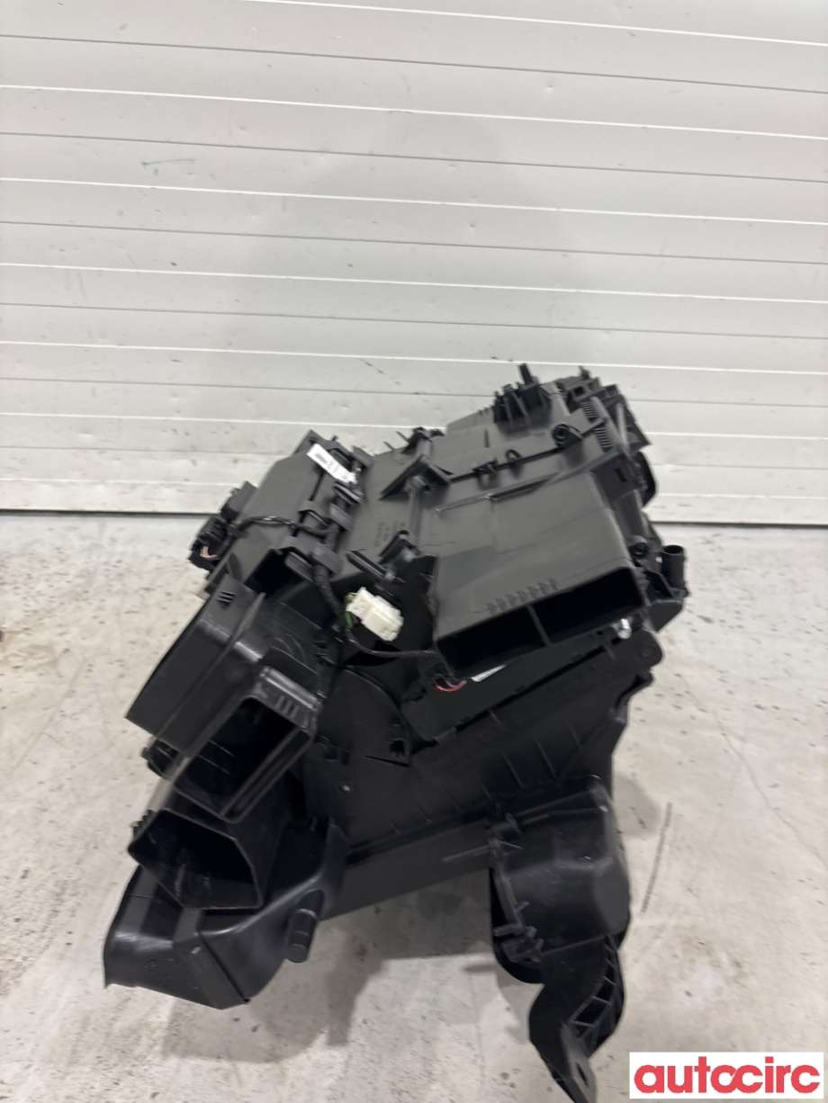 Varmeapparat til Mercedes Sprinter 2018-->> (907/910) (907/910) (MERCEDES|A0008308402|)