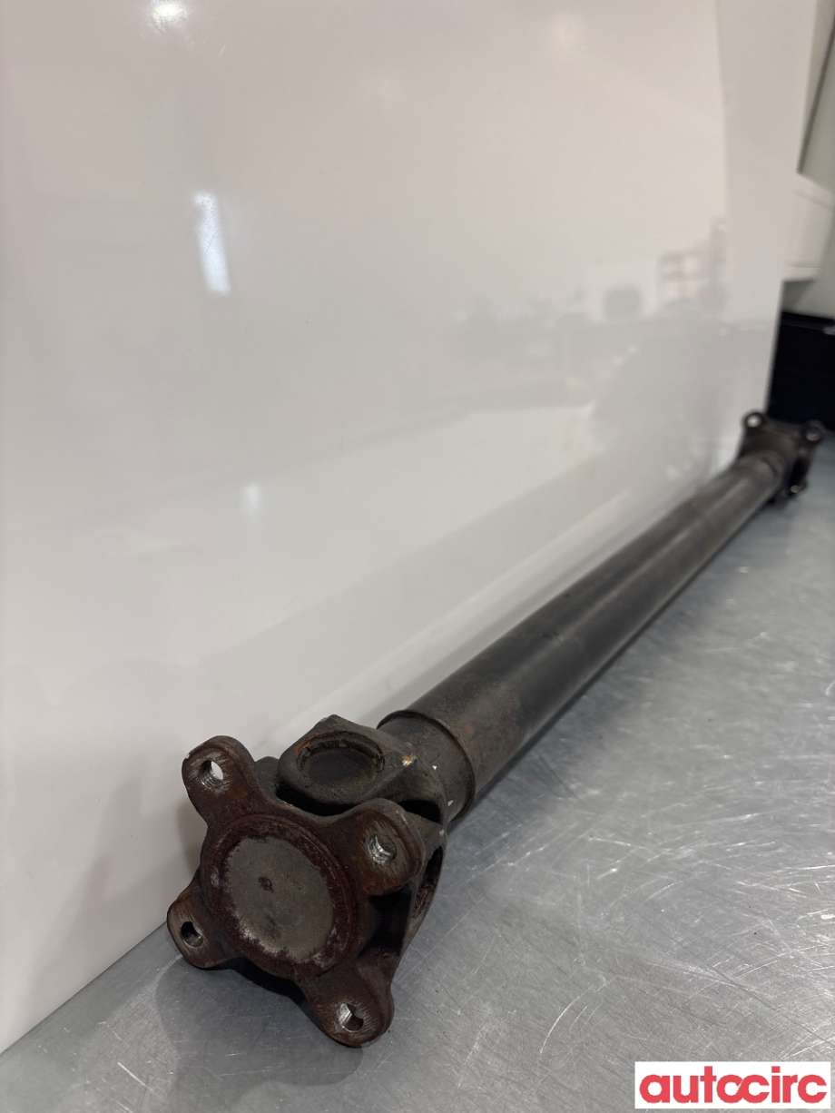 Mellomaksel fremre til BMW 3-Serie 2005-2011 (E90/E91/E92/E93) (E90/E91/E92/E93) (BMW|26209488491|)