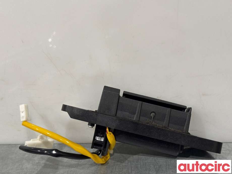 Bakluke/bakdør håndtak til Mitsubishi Outlander 2007-2010 (Type II, Fase 1) (MITSUBISHI|5810A009|)
