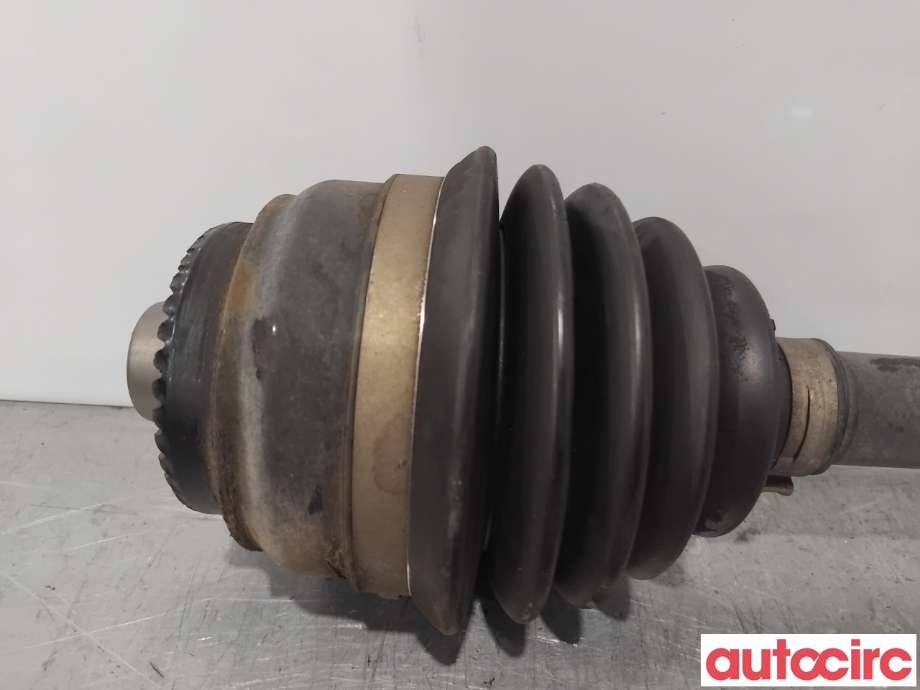Drivaksel høyre foran til BMW X3 2010-2017 (F25) (F25) (BMW|31607619658|7598028|31608675014)