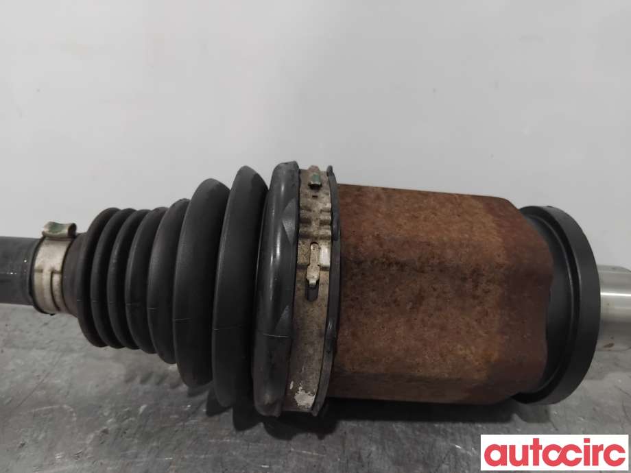 Drivaksel høyre foran til BMW X3 2010-2017 (F25) (F25) (BMW|31607619658|7598028|31608675014)
