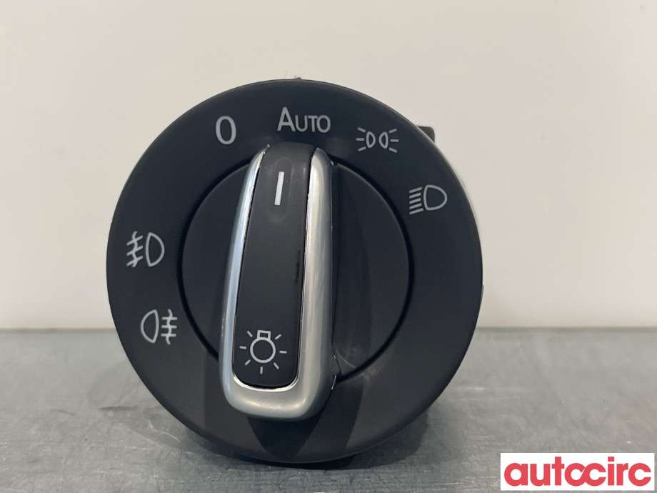 Bryter lys til VW Jetta, 2011-->> (VOLKSWAGEN|3C8941431)