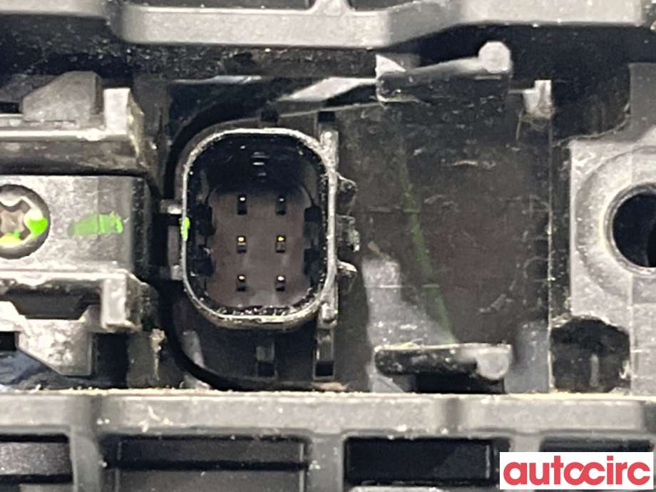 Dørhåndtak utv høyre foran til Toyota Auris 2015-2019 (Type II, Fase 2)  (TOYOTA|692100D170B3||6920102180)