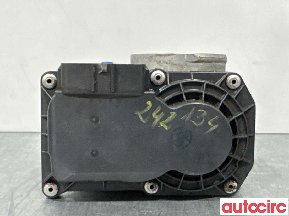 Spjeldhus til Toyota Prius +7 2012-2020 (Type III) (stasjonsvogn) (stasjonsvogn) (TOYOTA|2203037060||22030-37060)