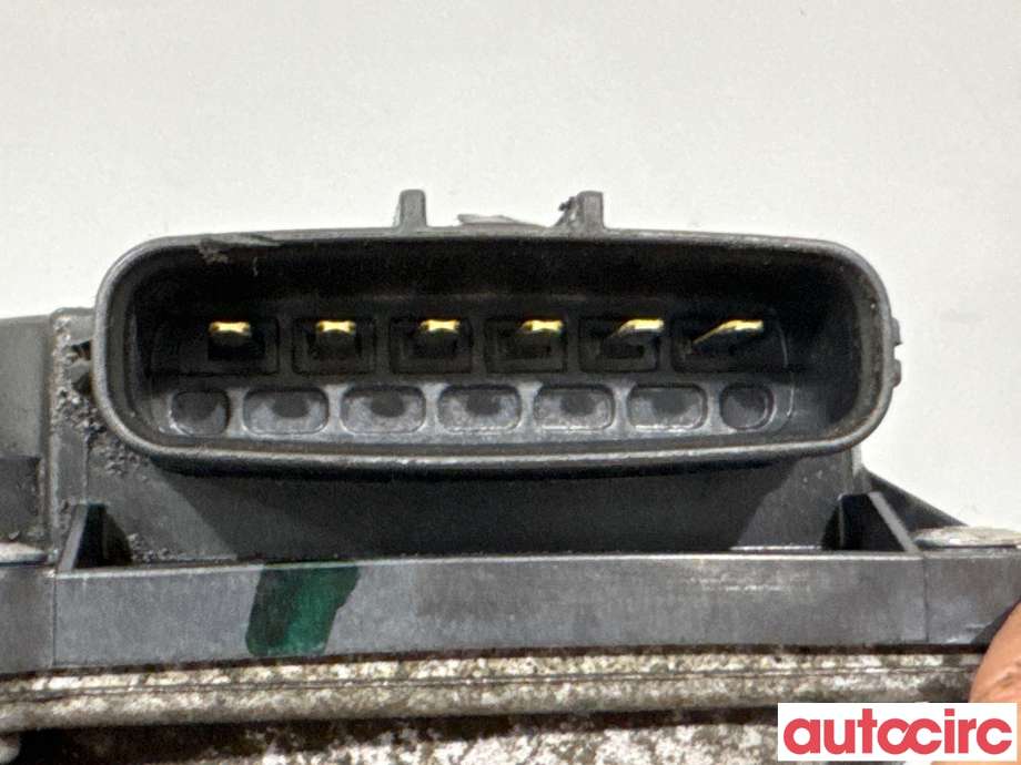 Spjeldhus til Toyota Prius +7 2012-2020 (Type III) (stasjonsvogn) (stasjonsvogn) (TOYOTA|2203037060||22030-37060)