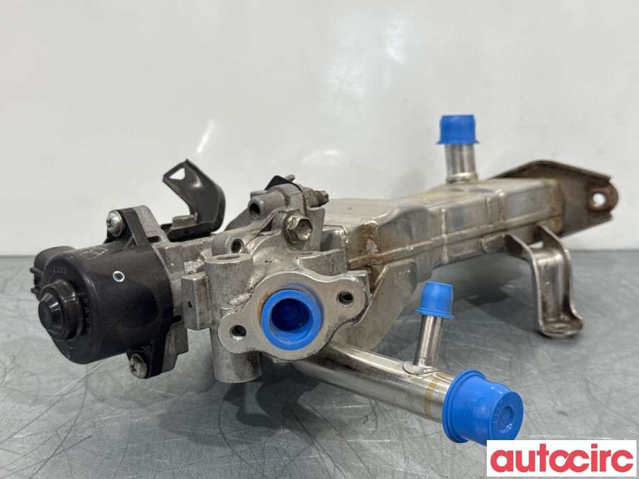 EGR-kjøler til Toyota Prius +7 2012-2020 (Type III) (stasjonsvogn) (stasjonsvogn) (TOYOTA|2560137010||25601-37010-B)