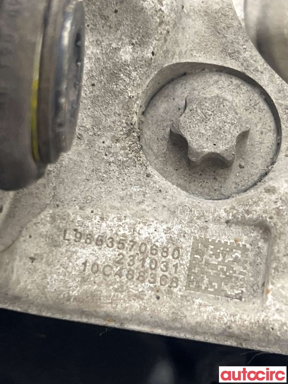 Hjulspindel venstre bak til Peugeot e-3008 2023-->>  (PEUGEOT|NO NUMBER|9853570680|9848840380)