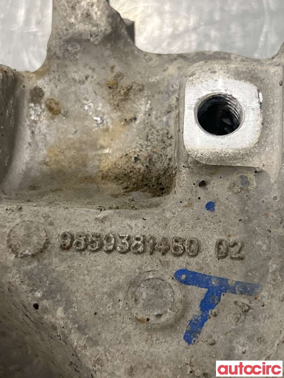 Bærebru venstre bak til Peugeot e-3008 2023-->> (PEUGEOT|9859381480|)