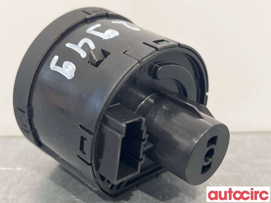 Bryter lys til VW Golf VII 2012-2017 (Fase 1) (VOLKSWAGEN|5G0941431BD)