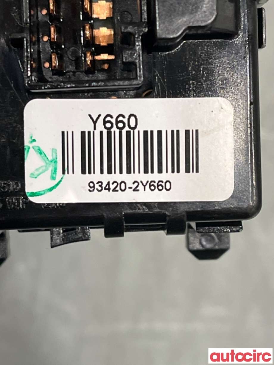 Bryter visker til Hyundai Ix35 2010-2015  (HYUNDAI|934202Y660||93420-2Y660)