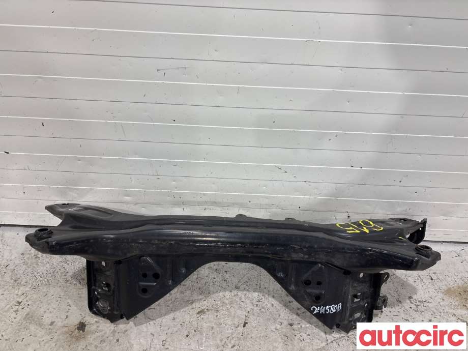 Travers bak til Toyota Yaris Cross (SUV), 2021-->>  (TOYOTA|51206K0020)