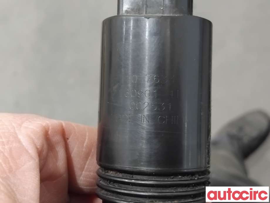 Spylerpumpe foran til Mercedes Vito 2014-->> (W447) (W447) (MERCEDES|A0008690400||A2318660021)