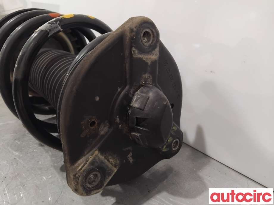 Fjærbein venstre foran til Mercedes Vito 2014-->> (W447) (W447) (MERCEDES|A4473200400|)