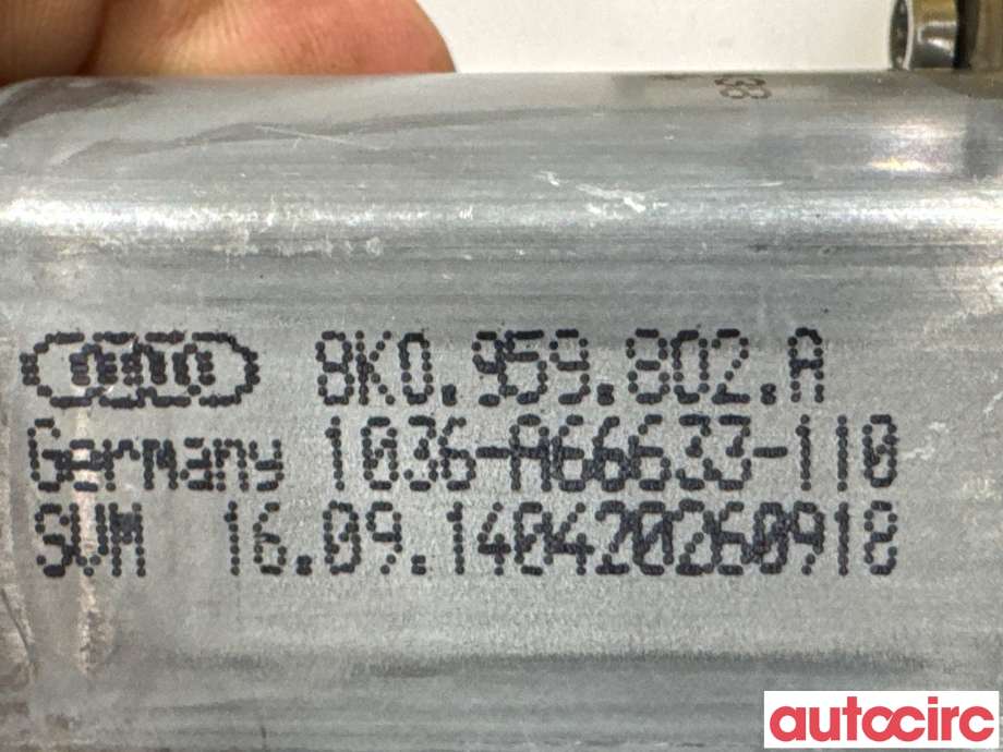 Ruteheis høyre foran til Audi A4 2007-2014 (Type IV) (B8) (B8) (AUDI|8T0959802B|1036-A66633-110|8K0959802A)