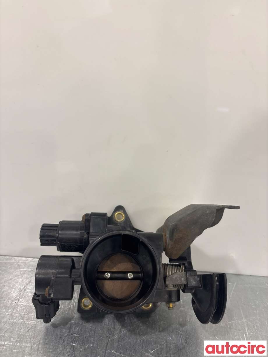 Spjeldhus til Toyota Aygo 2005-2014 (Type I) (TOYOTA|222100Q010|)