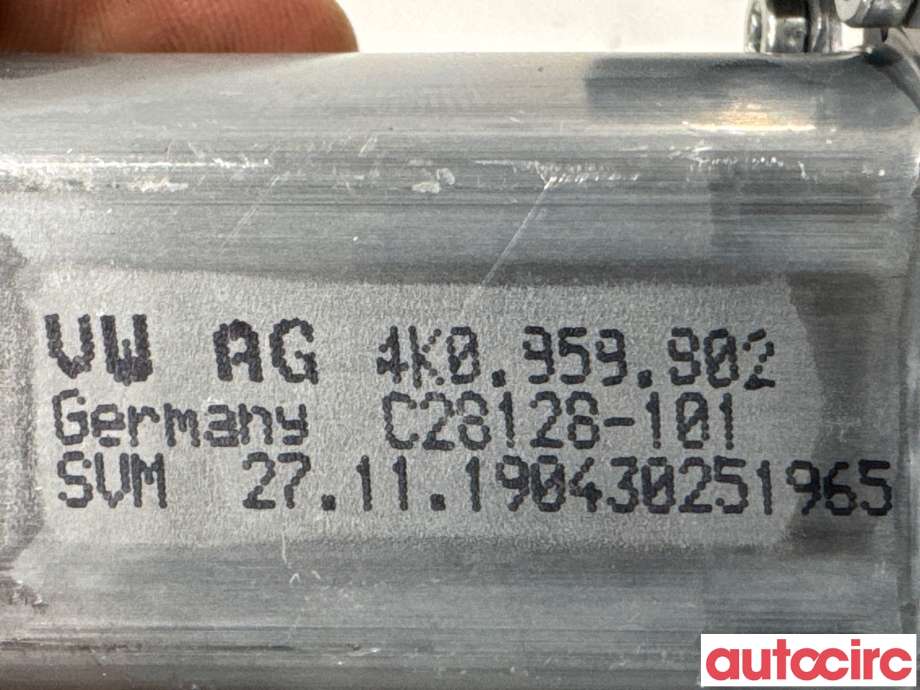 Ruteheis til Audi e-tron 2018-->>  (AUDI|4K0959802|C28128-101)