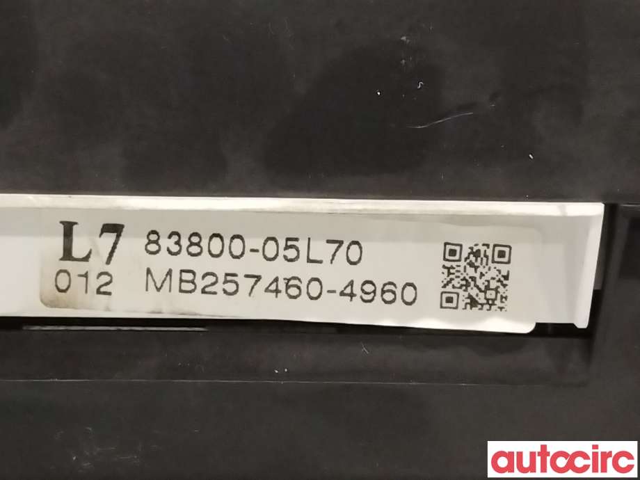 Instrumentpanel til Toyota Avensis 2009-2015 (Type III, Fase 1)  (TOYOTA|8380005L70)