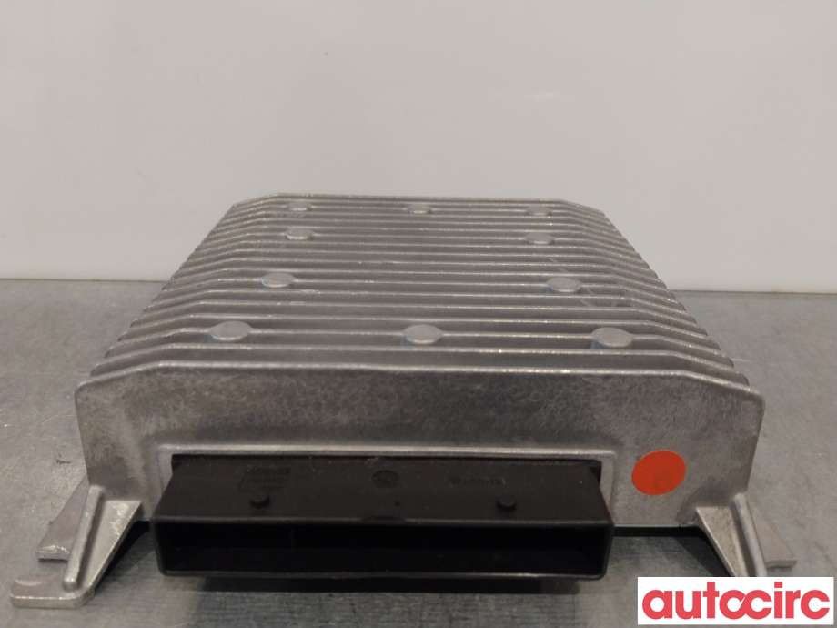 Bilstereo forsterker til VW Passat 2011-2015 (B7) (B7) (VOLKSWAGEN|5K0035456D|5K0035456A)