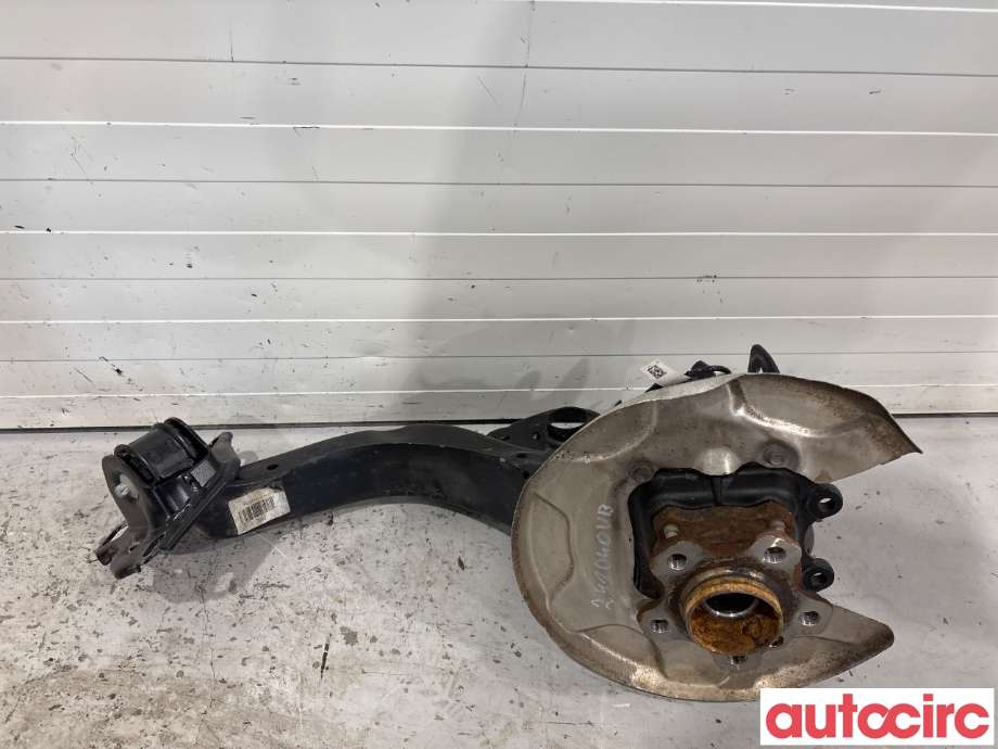 Hjulspindel venstre bak til BMW X1 2022-->> (U11) (U11) (BMW|33306894209|)