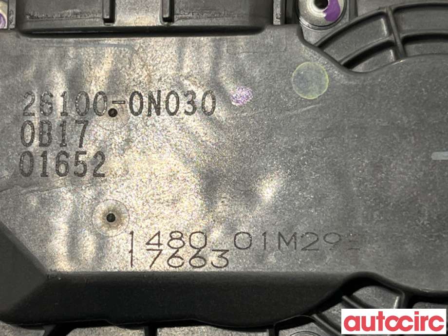 Spjeldhus til Toyota Auris 2010-2012 (Type I, Fase 2)  (TOYOTA|261000N030||26100-0N030)