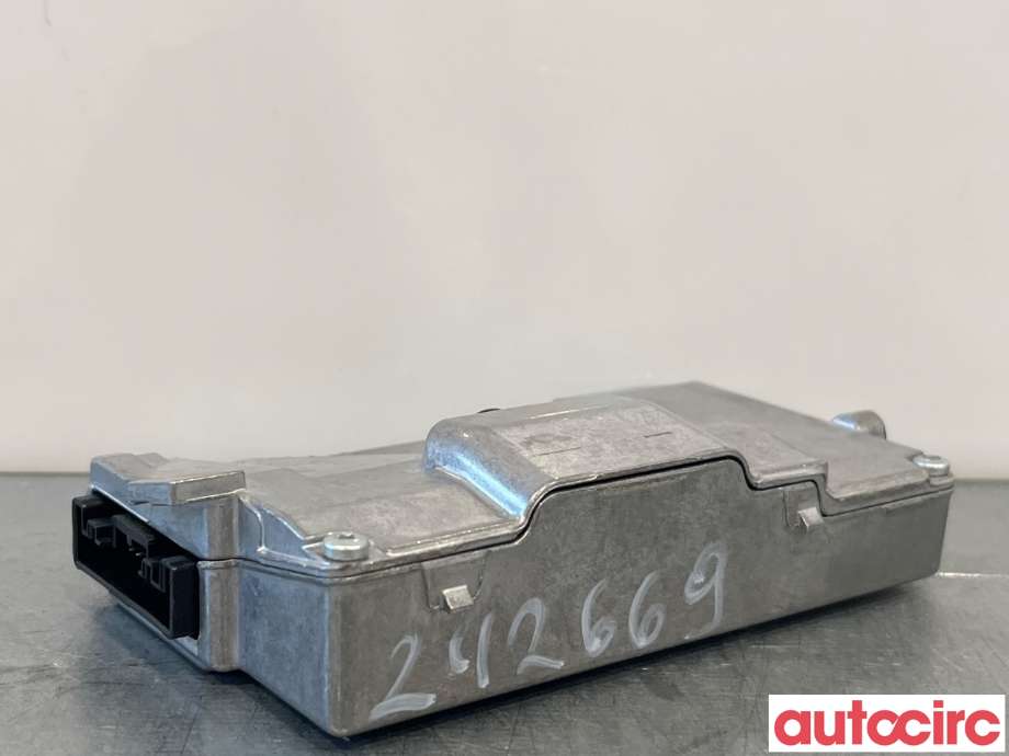 Kamera til VW Passat 2011-2015 (B7) (B7) (VOLKSWAGEN|3AA980654D)