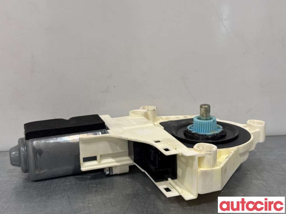 Ruteheis høyre foran til Audi A4 2007-2014 (Type IV) (B8) (B8) (AUDI|8T0959802B|1101-A66633-110|8K0959802A)