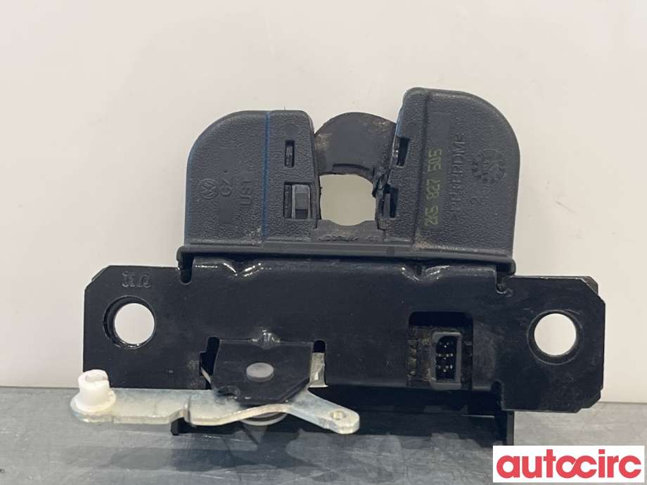 Baklukelås til VW Caddy 2010-2015 (Type III, Fase 2) (VOLKSWAGEN|2K5827505|)