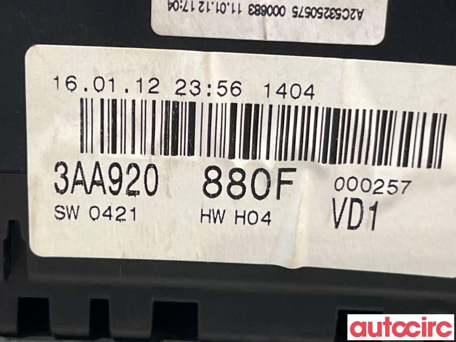 Instrumentpanel til VW Passat 2011-2015 (B7) (B7) (VOLKSWAGEN|3AA920880FX||3AA920880F)