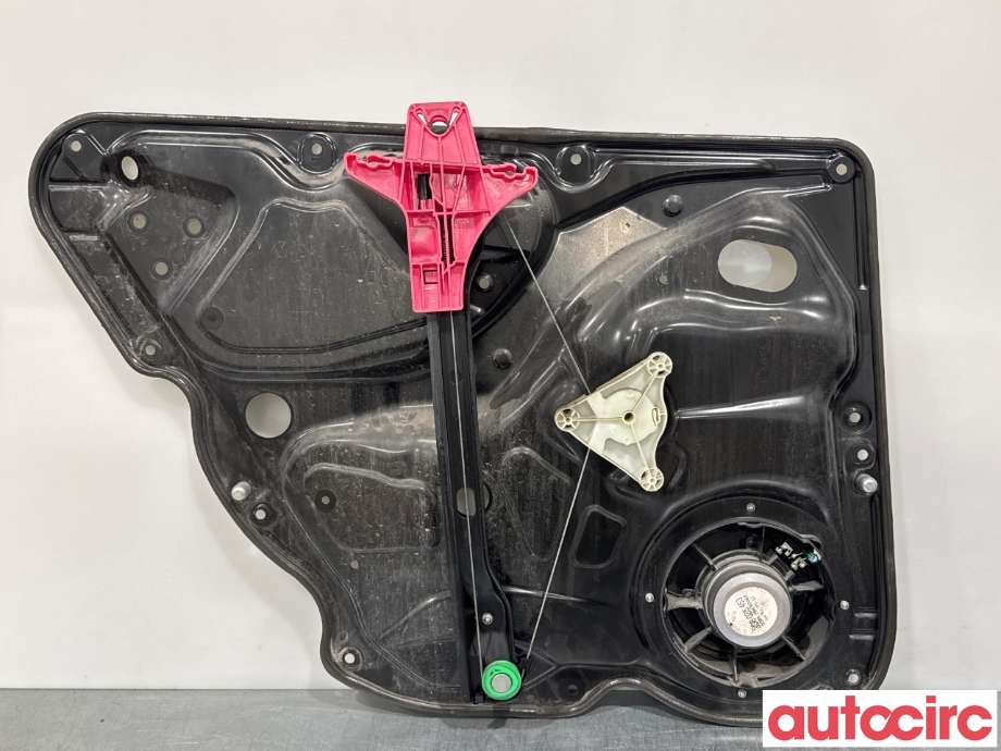 Ruteheis til VW Passat 2011-2015 (B7) (B7) (VOLKSWAGEN|3AF839462C|981678-309|3AA839756)