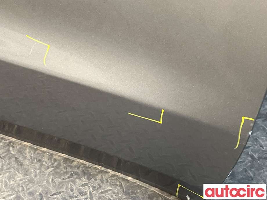Dør høyre foran til Suzuki Vitara 2015-->> (Type IV)  (SUZUKI|68001-54P01|6800154P01)