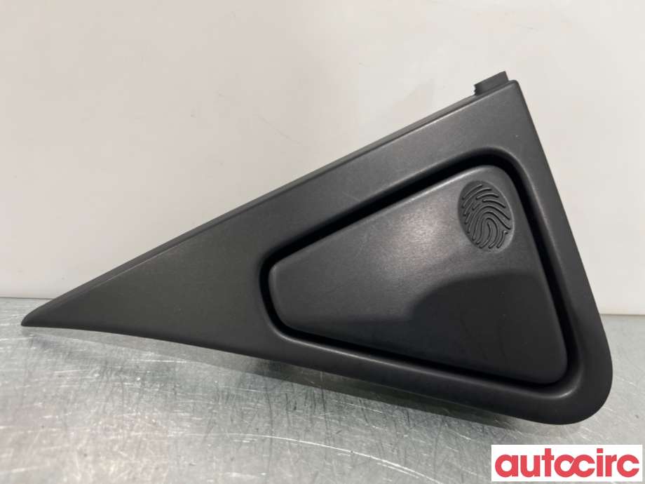 Dørhåndtak utv høyre bak til Renault Zoe, 2013-2019 (Fase 1)  (RENAULT|826067946R)