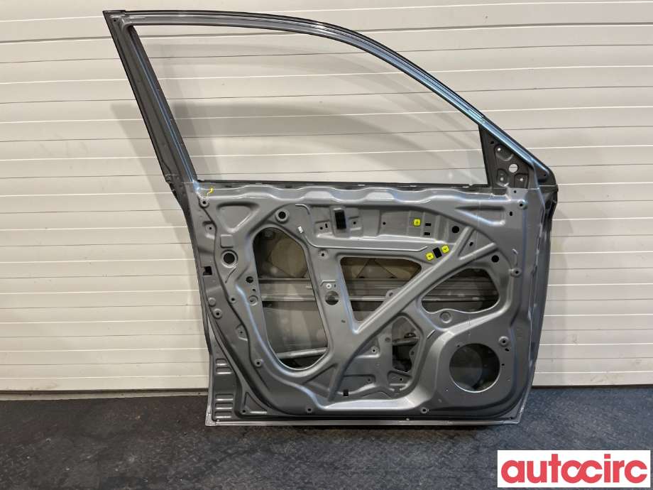 Dør venstre foran til Suzuki Vitara 2015-->> (Type IV)  (SUZUKI|68002-54P01|6800254P01)