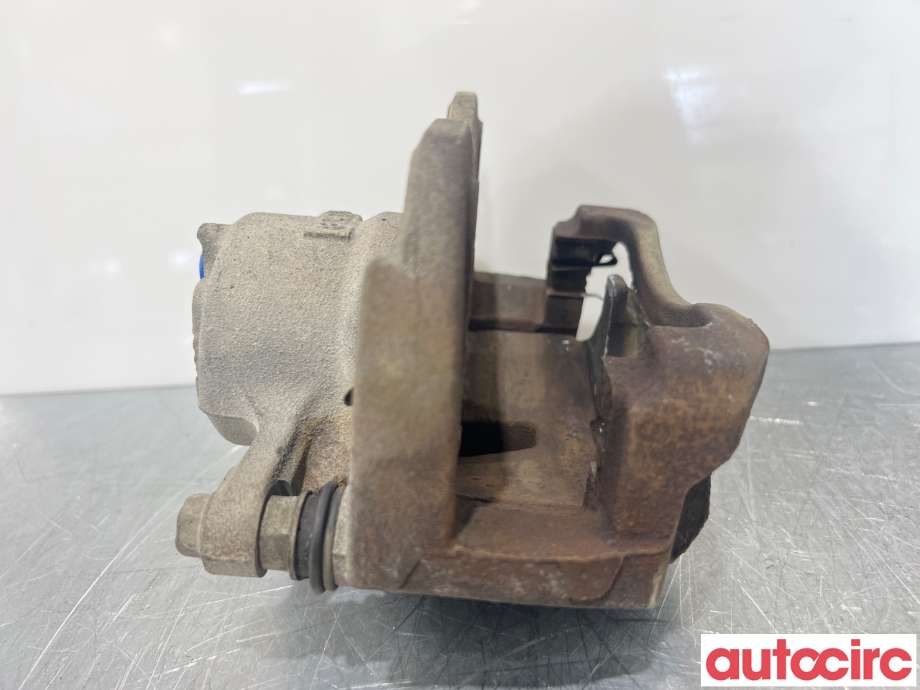 Bremsecaliper høyre foran til Toyota RAV4 2006-2009 (Type III, Fase 1)  (TOYOTA|4773042090|)